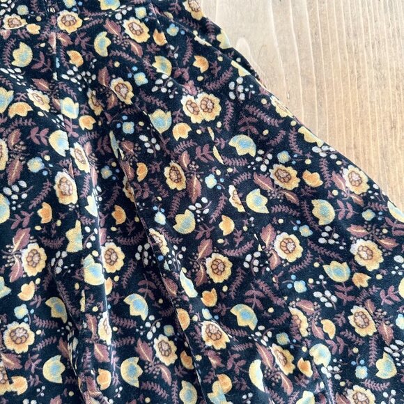 Free People Velvet‎ Floral Skirt Elastic top Size 2 Black - Picture 2 of 6